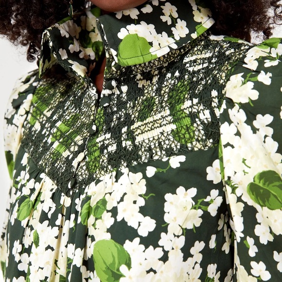 Tuckernuck Noir Hydrangea Blooms Haskell Blouse - Picture 4 of 4